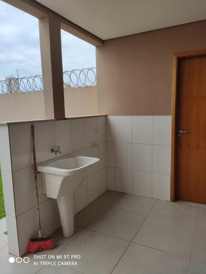 Вилла Casa Aconchegante Perto Da Uel Лондрина Экстерьер фото